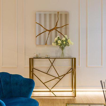 Casa Lounge Costituzione Hotel Каляри Екстериор снимка