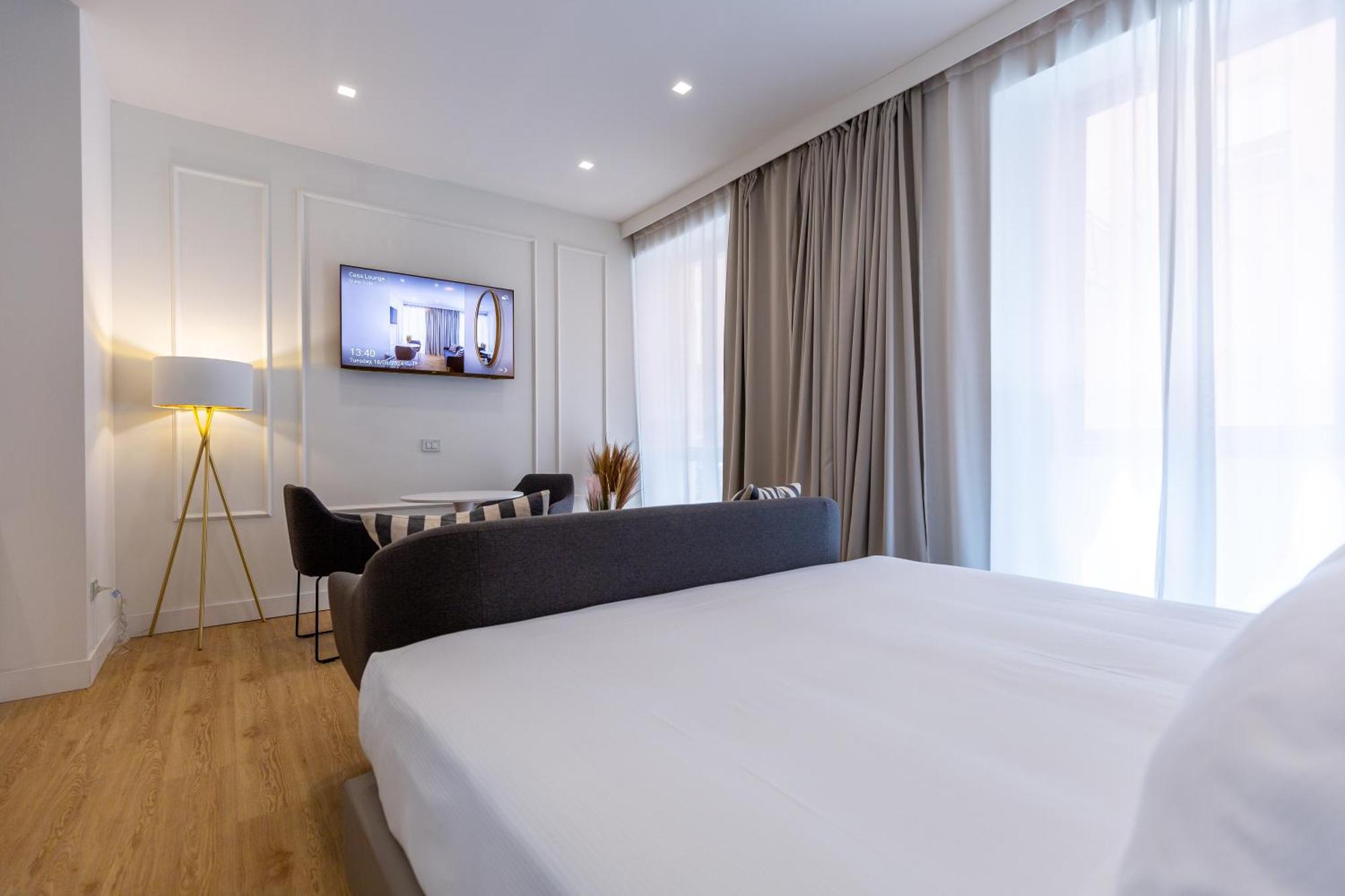 Casa Lounge Costituzione Hotel Каляри Екстериор снимка