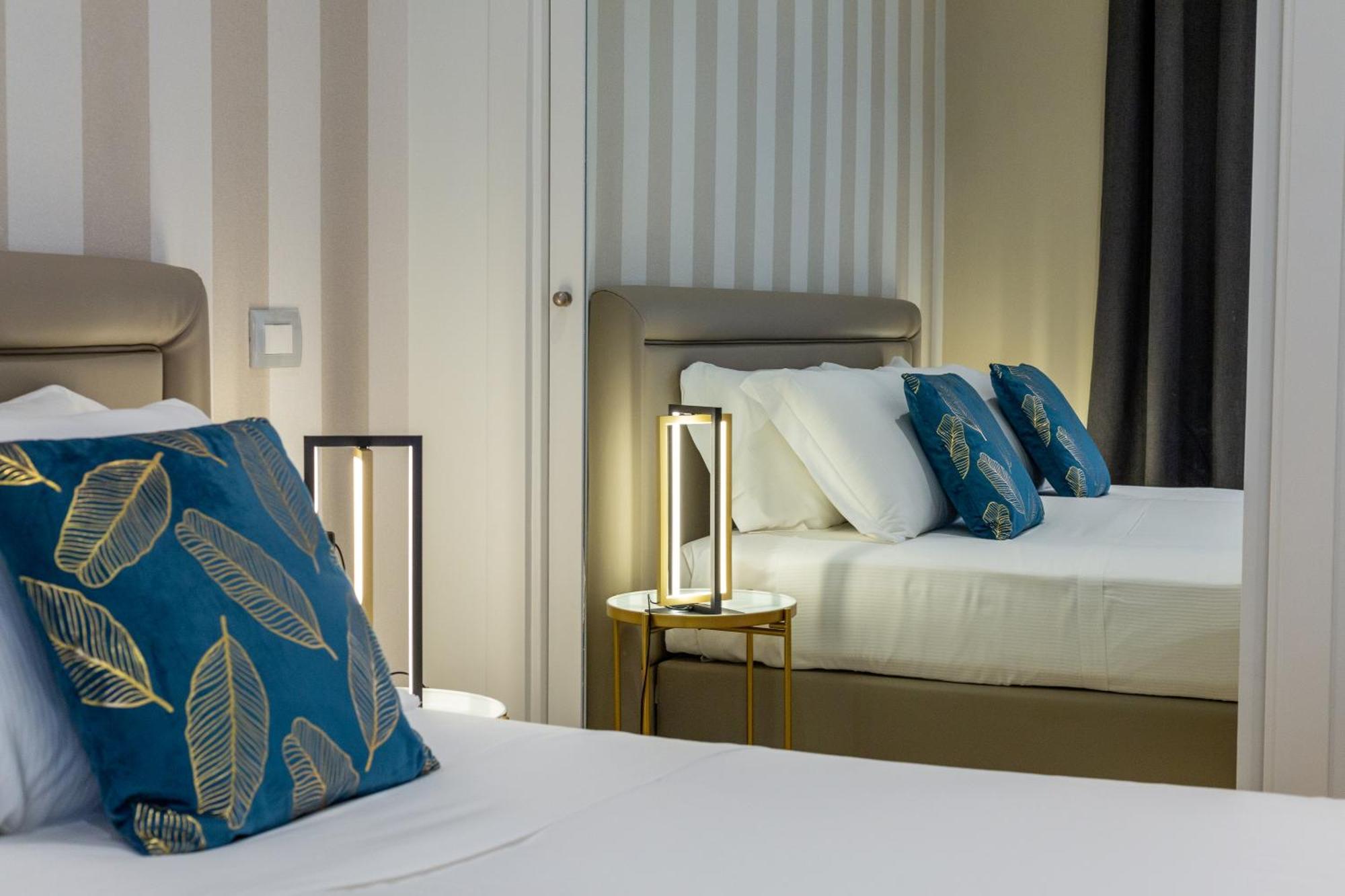 Casa Lounge Costituzione Hotel Каляри Екстериор снимка